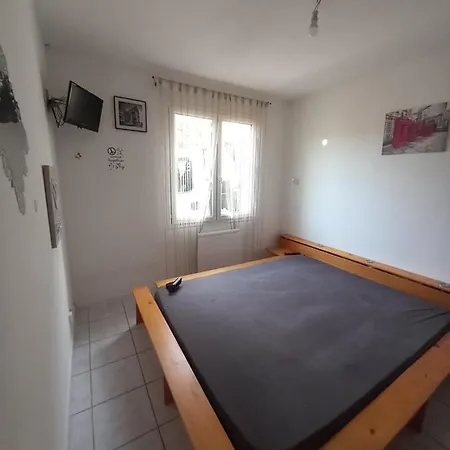펜션 Maison Individuellle Provencale Villeneuve-lès-Avignon
